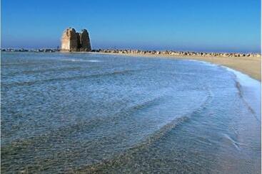 Majatalo Seaside Rooms Near Villa Of Caravaggio
