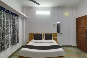 Hôtel Oyo Aai Bunglow