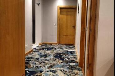 Hotel Maple House, Leh, Ladakh