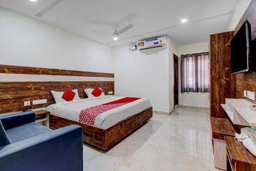 Collection O Hotel Vihari Grand