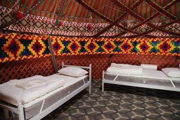 Hotel Aral Plaza Resort