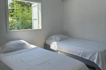 پانسیون Leonor’s Guest House