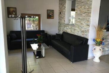 ホテル Albergo Breglia