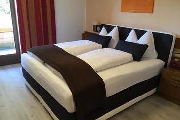 בית מלון כפרי Biogasthaus Plonerhof