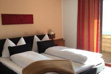 Hotel Biogasthaus Plonerhof