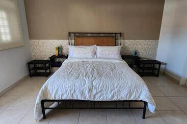 B&b Comfort Suíte Cidade Do Sol Apenas 6 Km Da Praia De Ponta Negra E Morro Do Careca