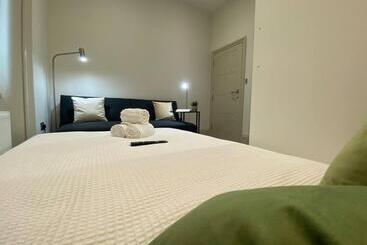 هتل آپارتمان Apt 03 Beachside Beauty Central Studio Steps From Cafes