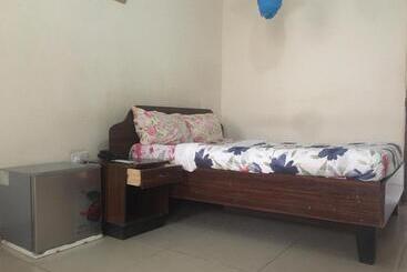 Hotel Villa Ntowe Lodge