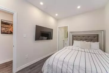 Majatalo Private Basement Bedrooms In Oakville