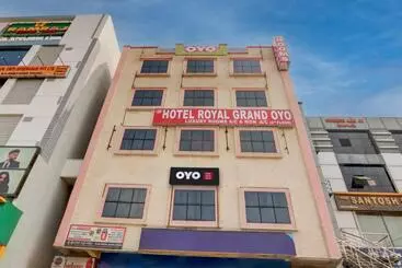 Oyo Flagship Hotel Royal Grand