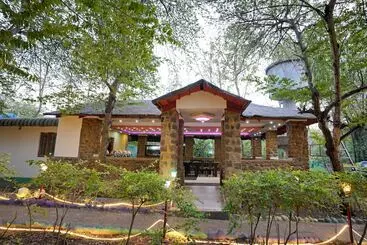 Hotelli Hillside Spring Valley Resort Masinagudi