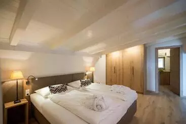 Hotelli Das Grafenstein Familienresidence