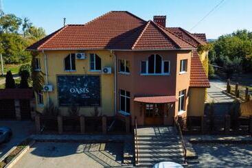 هتل Villa Turistica Oasis