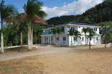 Resort Manati World Point Inn