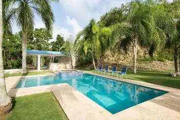 Resort Manati World Point Inn