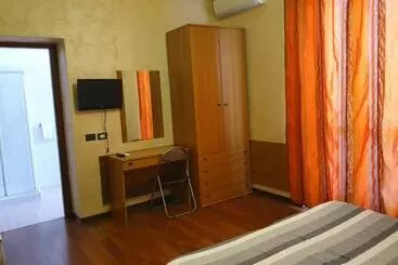 Hotelli Albergo Leon D Oro