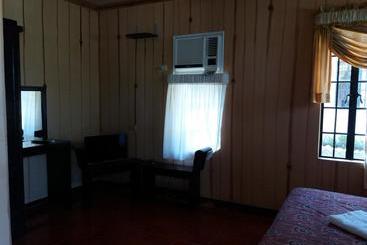 リゾートホテル Zen Rooms Hidden Coral Panglao