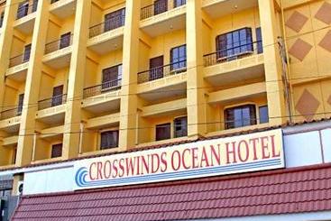 Hotell Crosswinds Ocean