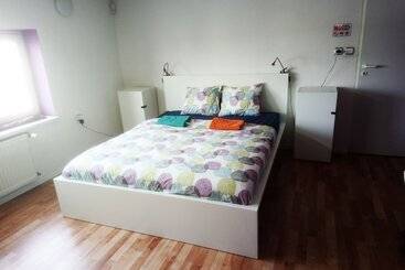 Nitra Glycerin Hostel