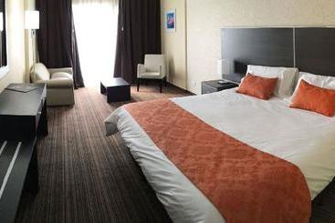 Hotel Howard Johnson By Wyndham Pergamino