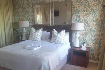 Bed and Breakfast 18 Pioneer Kloof