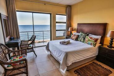 Aamiaismajoitus (B&B) Zimbali View Eco Guesthouse