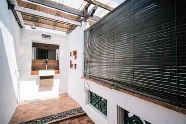 בית מלון כפרי Boutique Guest House