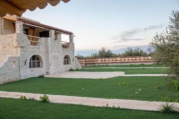 Hotel Ximitadi Estate