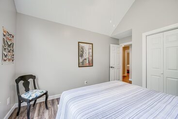 קוטג'' Lakefront Milledgeville Home W/ Private Dock!