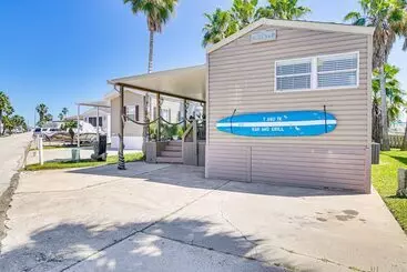 Mökkimajoitus Resort Style Perks & Deck At Port Isabel Home!