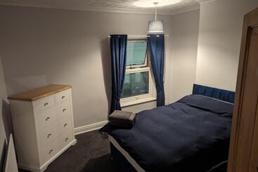 Резиденция 2 Bed House   Garden & Excellent Wifi