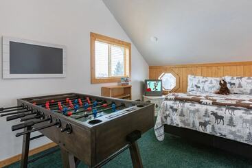 Kır Evi Chester Currents