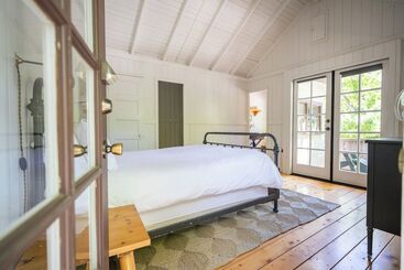 ホテル Johnson S Beach Cabins And Campground