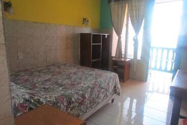 Schronisko Mirador Del Lago