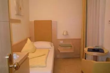 Beach Hotel Du Lac Malcesine