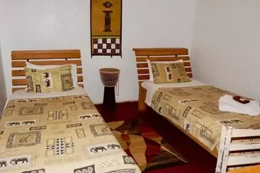 هتل Gately Inn Entebbe