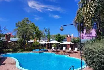 Hotel Jardines De Dayman