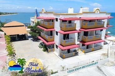 هتل Marbella Montecristi