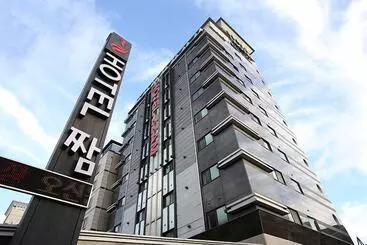 Hotel Honors