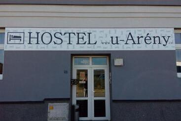 Hostel U Arény