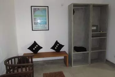 Otel Isana Beach House
