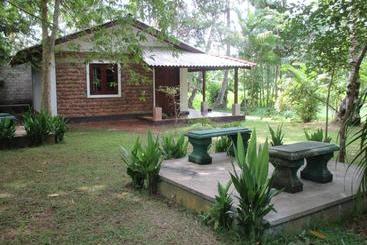 فندق Kumbukgahawatta