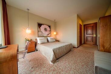 Harmony Park Hotel & Spa