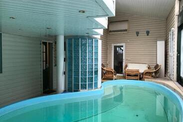 هتل Guest House Krista