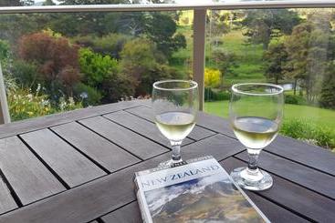 مبيت وإفطار Riverside Homestead