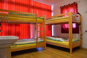 הוסטל Backpacker Le Petit Baroudeur