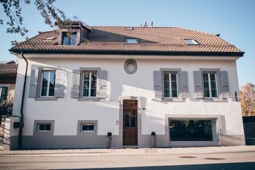 צימר Château Rochefort