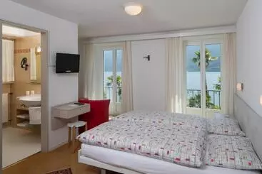 Hôtel Garni Rivabella Au Lac