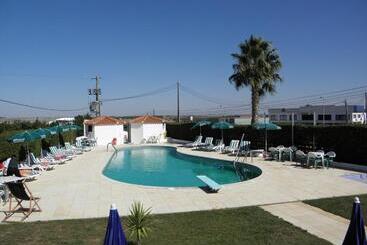 בית מלון כפרי Jardim