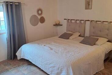 ベッドアンドブレックファースト Les Roses Trémières